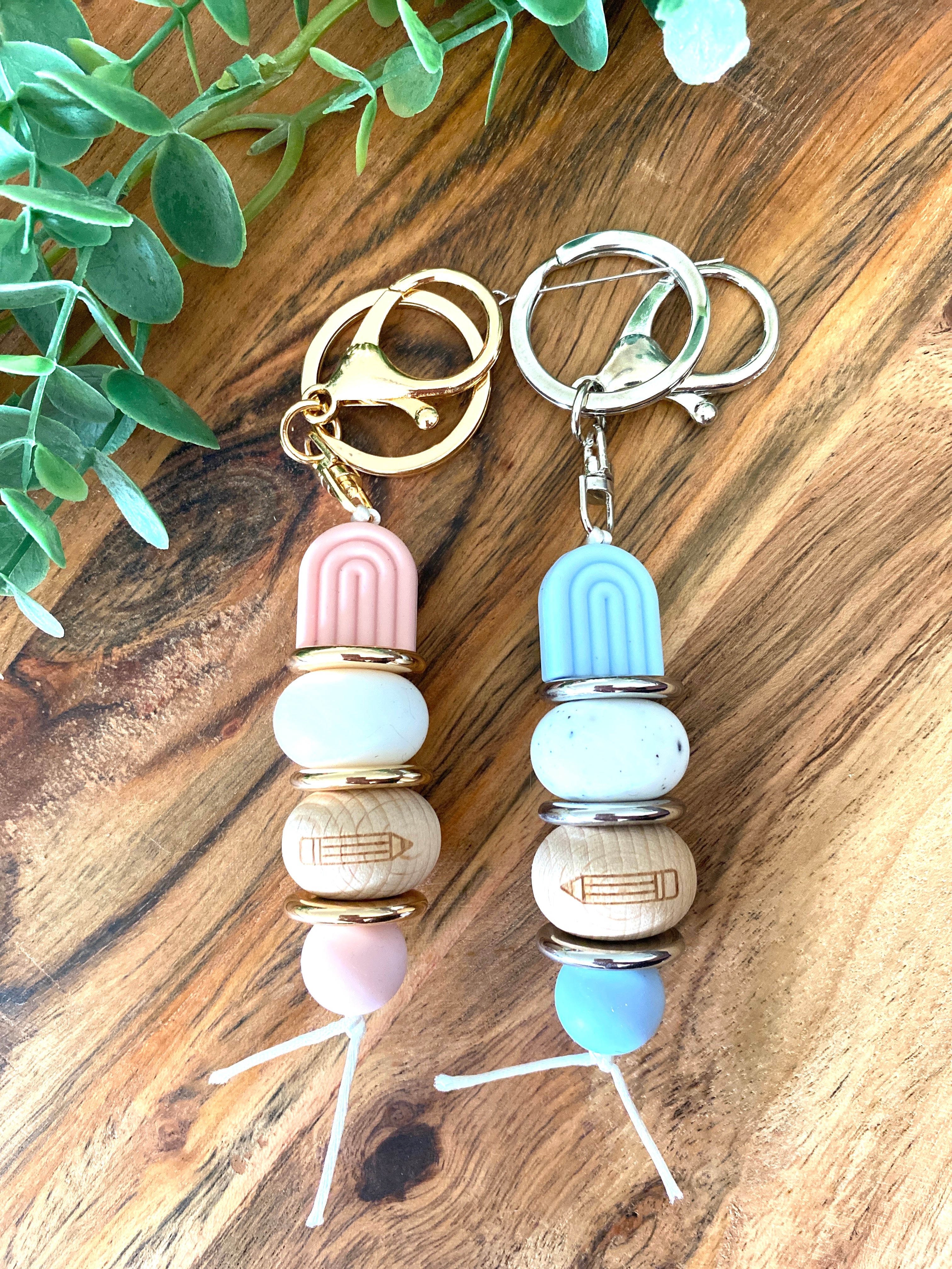 Boymom Keychain - Happy Multicolor - Fynnleigh Mae & Co